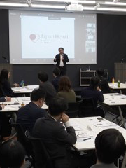 正解のない問いの前に立ちつづける 【転換期を生きる人間を考える】 第1回