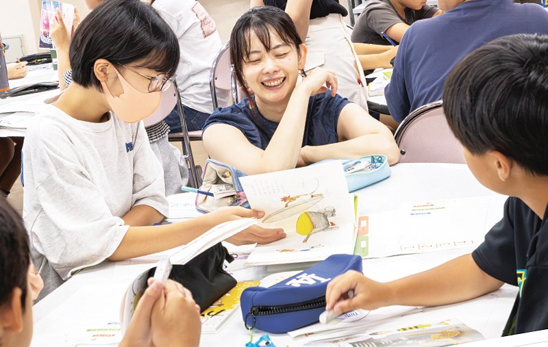 言葉をかけあわせて題名を考える小学生のみなさん